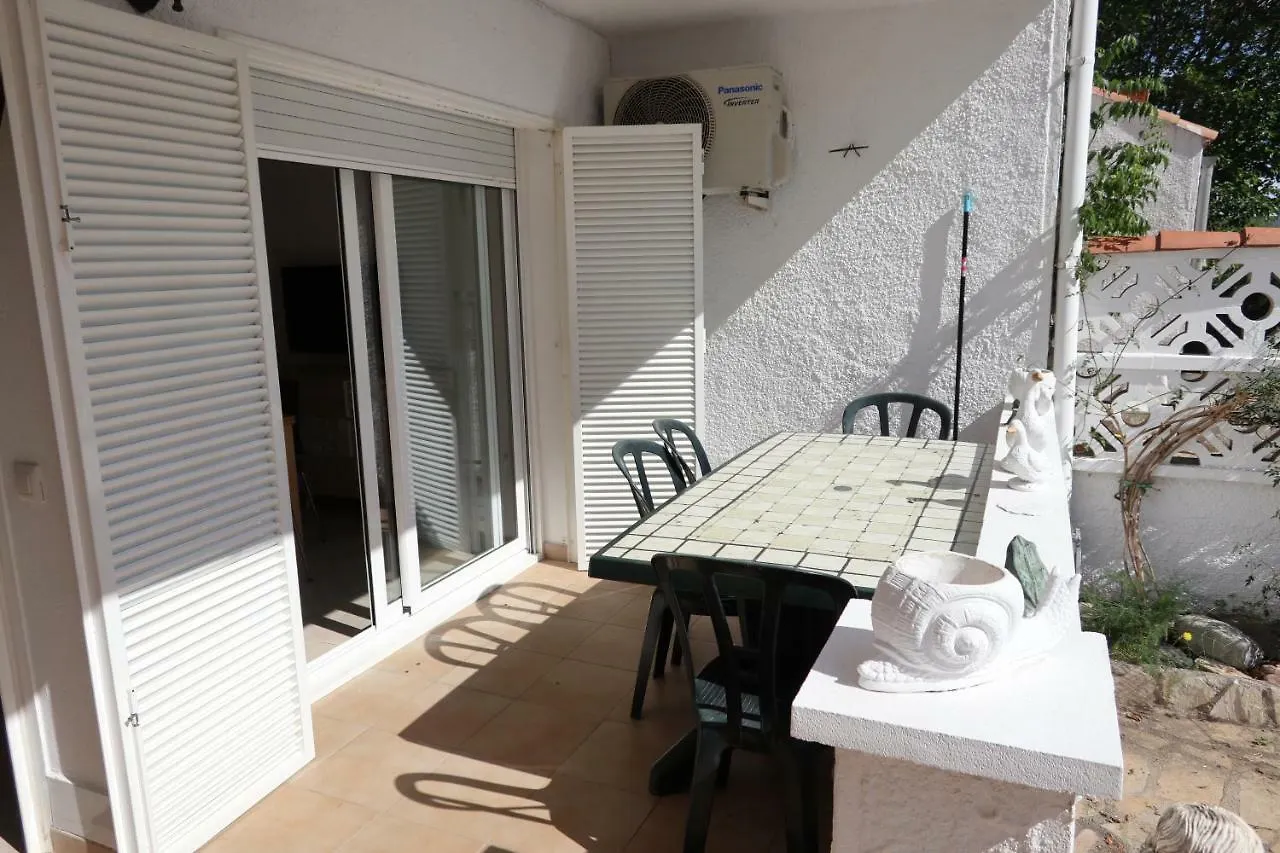 Apartamento Orlina Ampuriabrava España