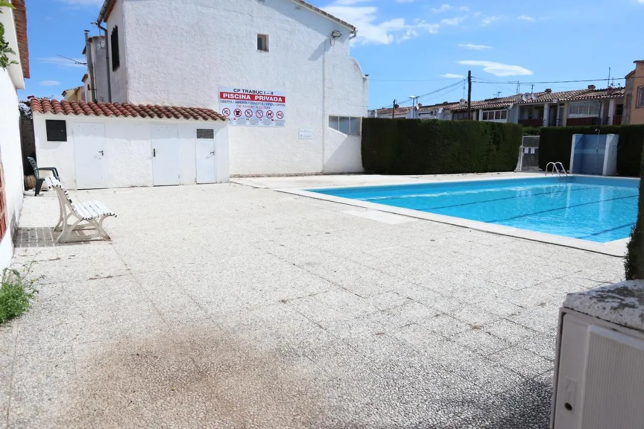 Orlina Daire Empuriabrava 0*,